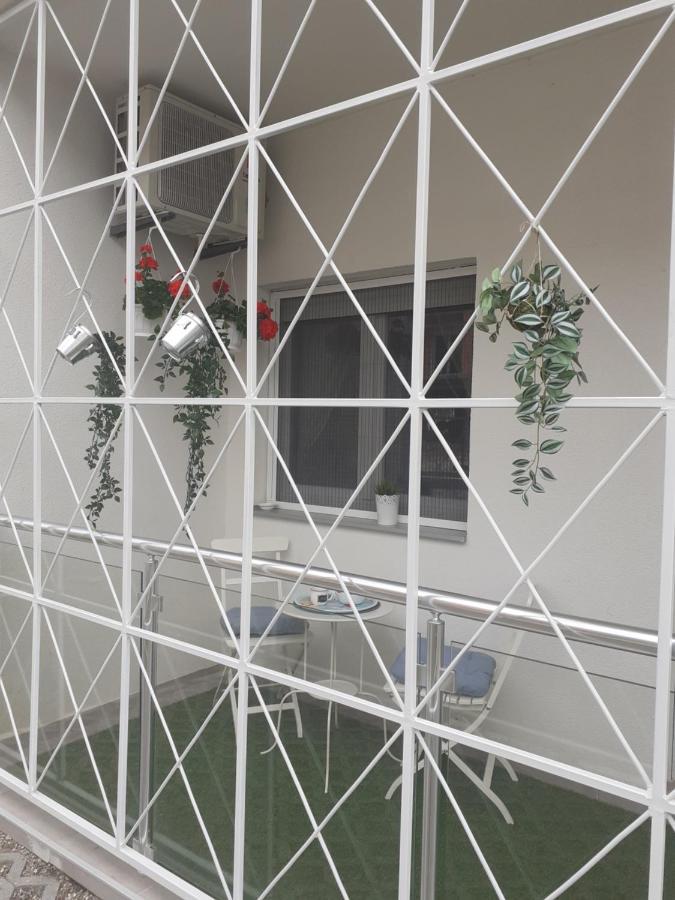 Apartman Bombonica Banja Koviljača Buitenkant foto