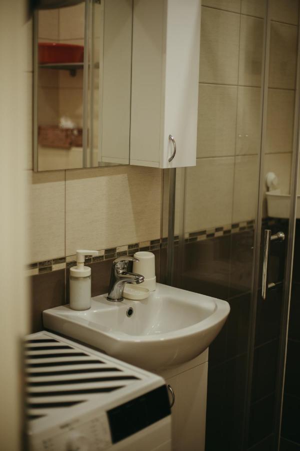 Apartman Bombonica Banja Koviljača Buitenkant foto